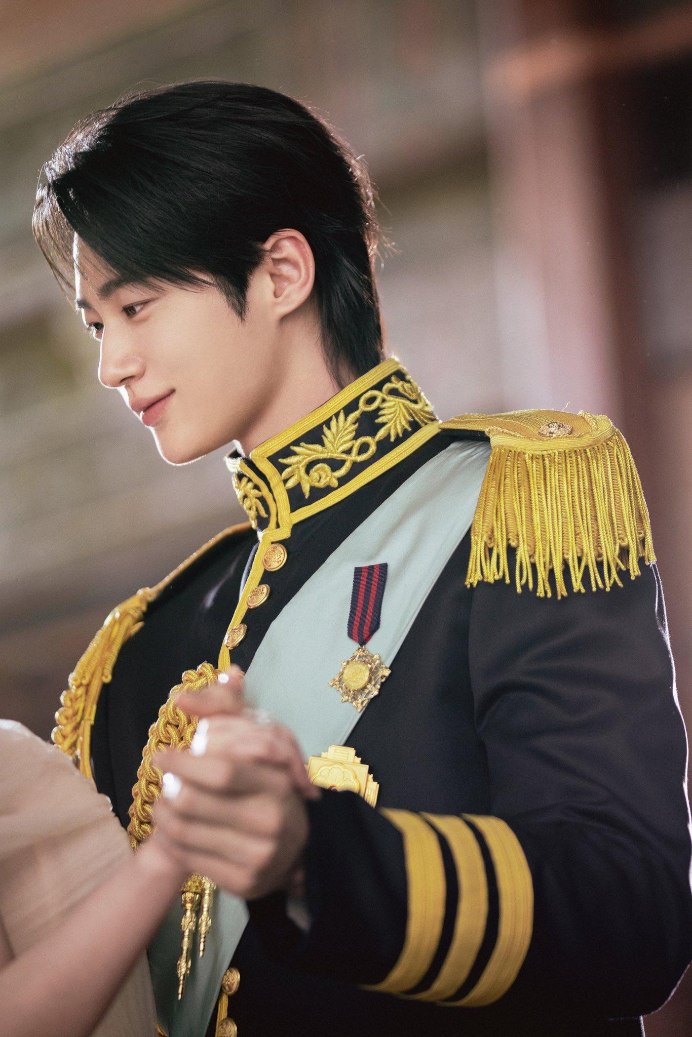 Byeon Woo-seok as Grand Prince Ian